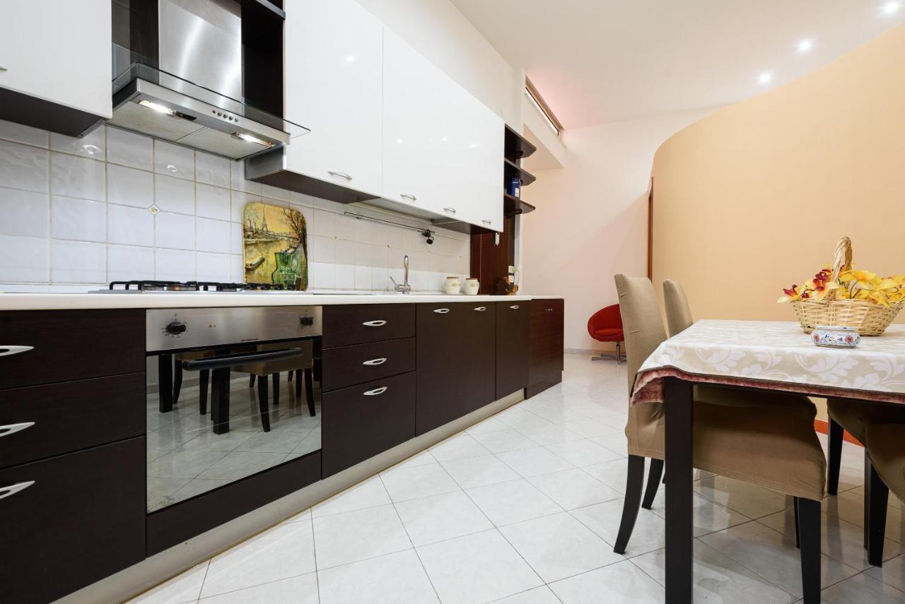 Apartamento Via Avvocata 25 Nápoles Exterior foto